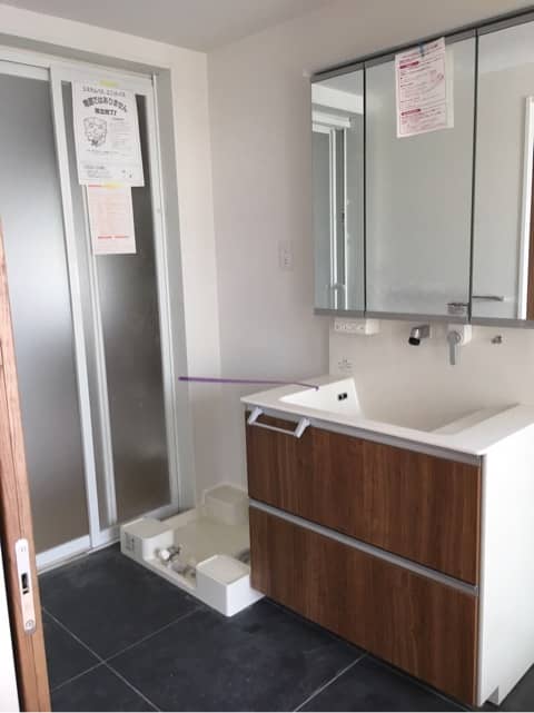 {5EF245B1-2152-4767-8E96-F604619414F1}