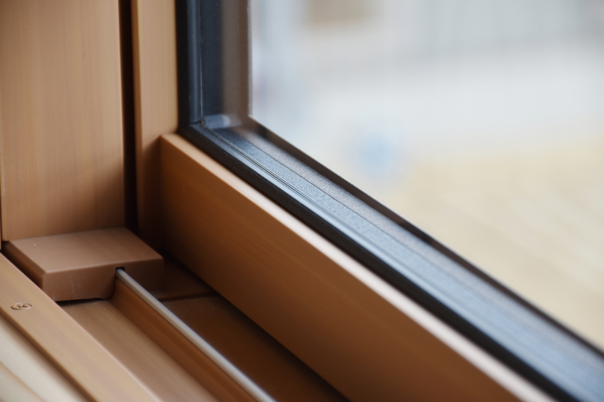 窓の断熱性能、スペックだけで選んでない？エアコンに頼らない家にする本当の選び方