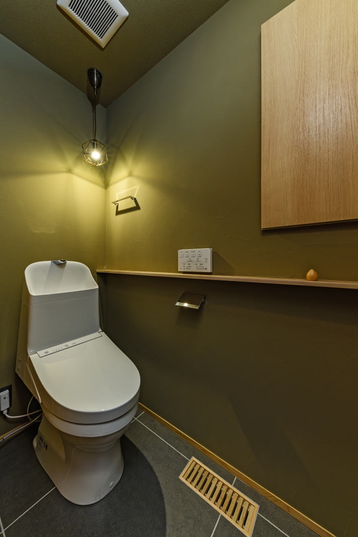 ダイアトーマス トイレ施工事例