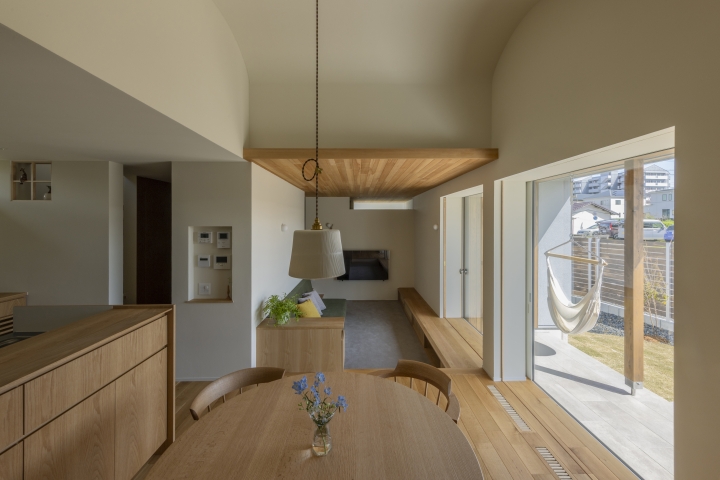 ダイアトーマス LDK 施工事例